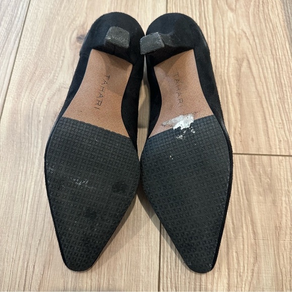 Tahari TA Zest Black Suede Heeled Shoes - Picture 8 of 11